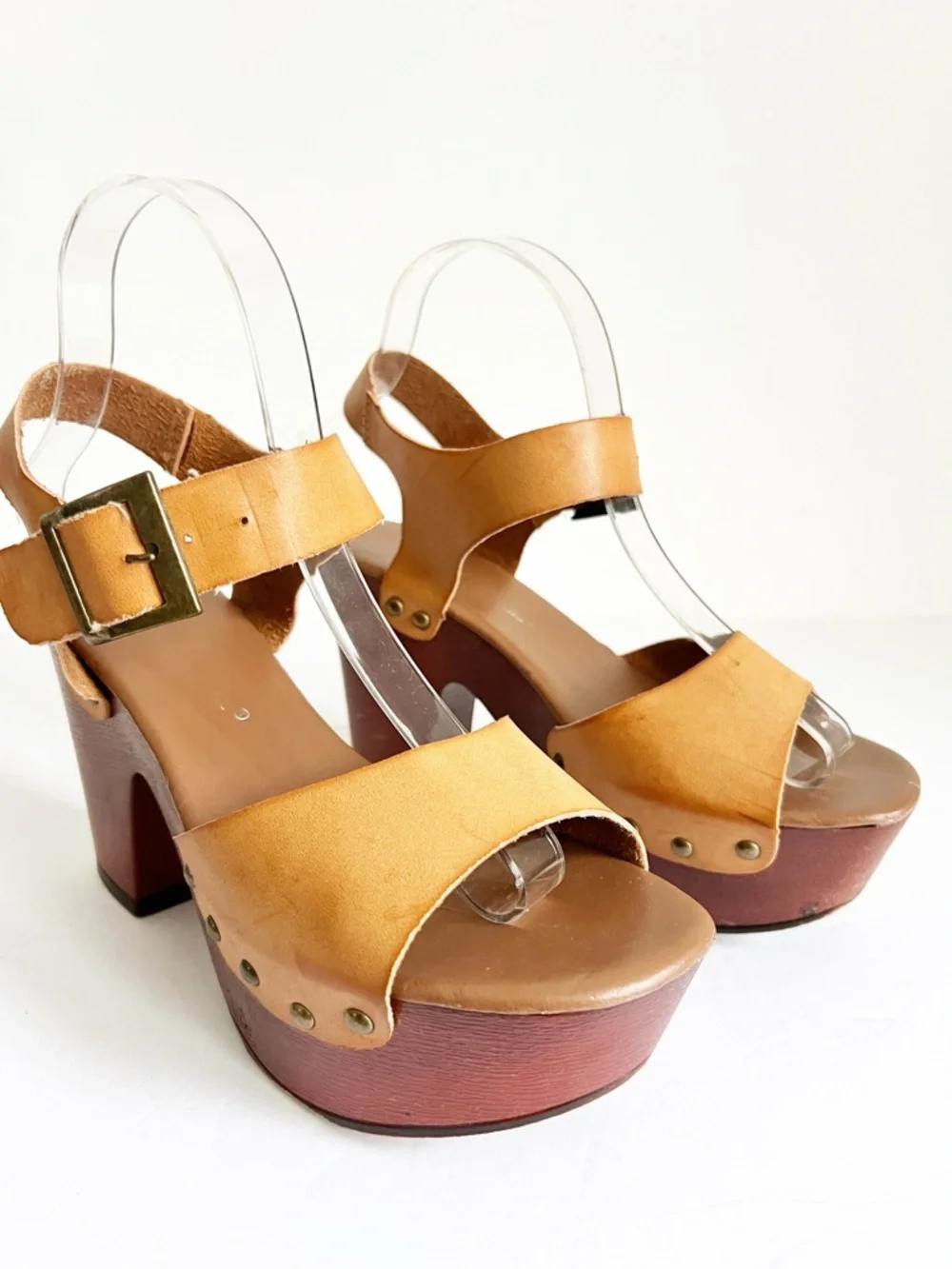 SZ 7 Pierre Dumas Women’s Tan Leather Platform Sandal Heels 70’s